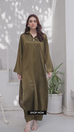 HOT OLVIE GREEN Solid 2-Piece Shirt & Trouser Set